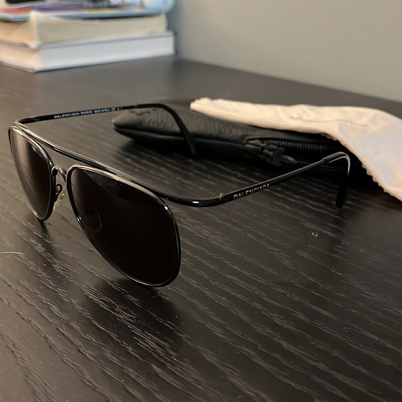Balenciaga Aviator Sunglasses - Picture 2 of 4